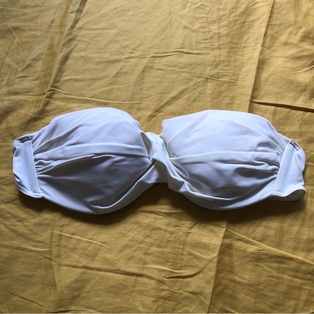 Victoria’s Secret Bandeau Strapless Swim Bikini Top